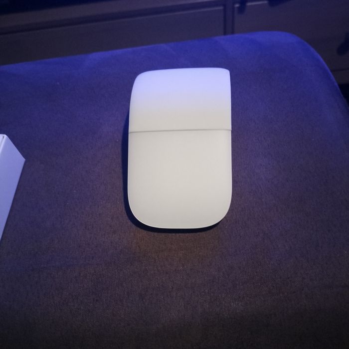 Microsoft Surface Arc Mouse Bluetooth Składana biała Optyczna PC Lapt