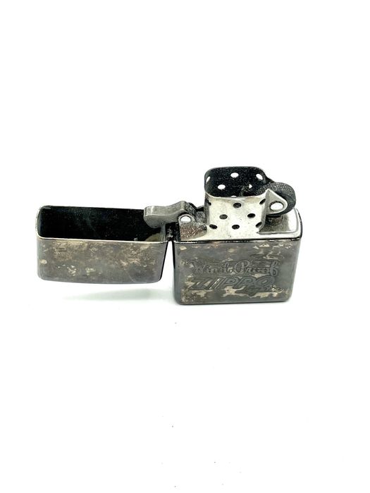 Isqueiro zippo em prata