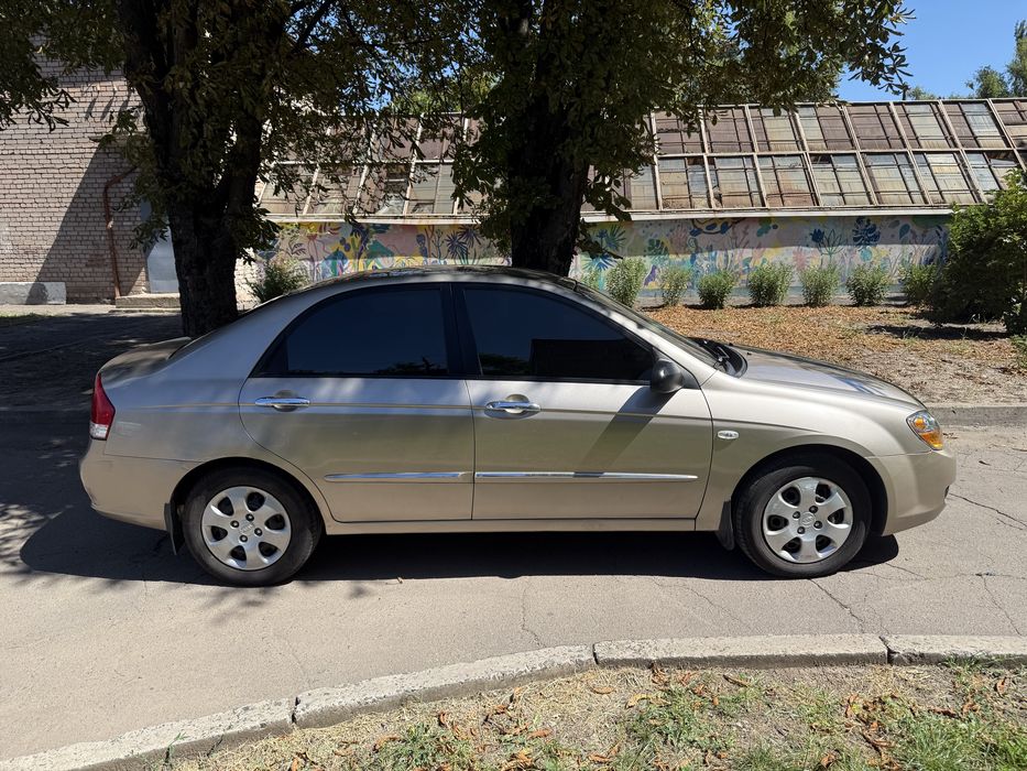 Kia cherato 2007