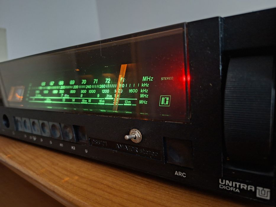 Amplituner Unitra Diora  DSS 101