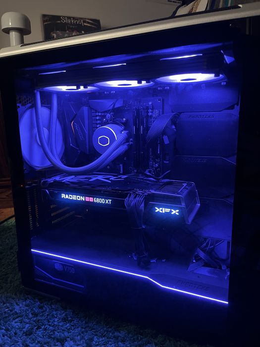 Computador desktop (design/trabalho ou jogos)