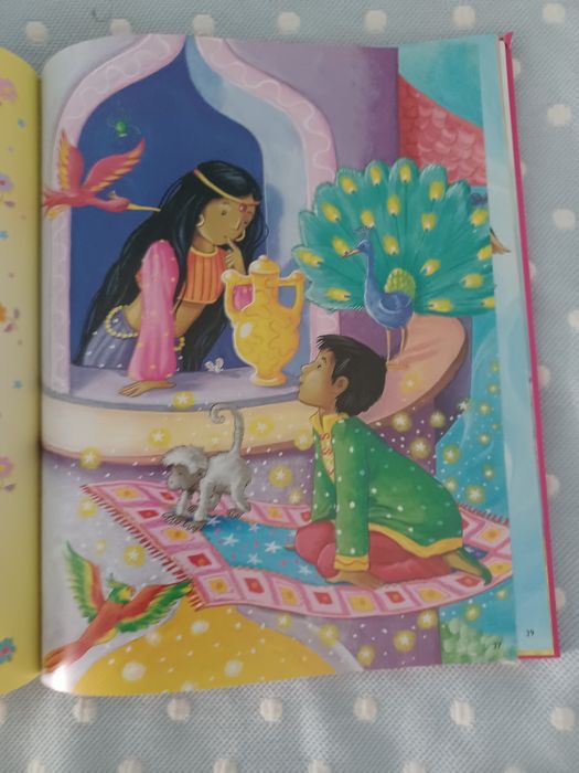 Livro-Histórias de Princesas