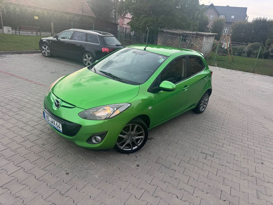 Mazda 2