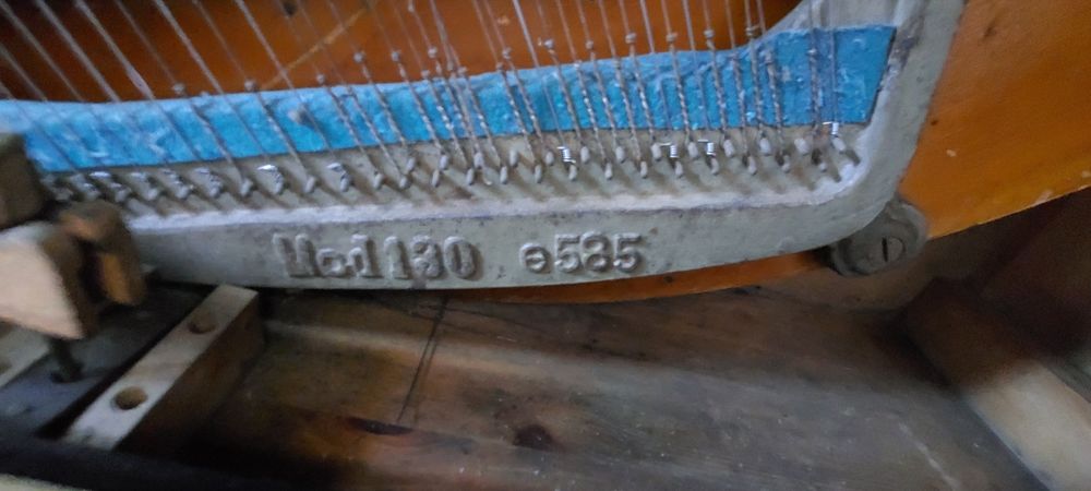 Pianino Grotrian-Steinweg 130