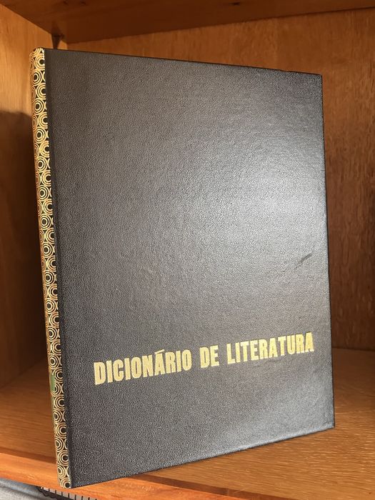 Dicionário de Literatura ( dir. Jacinto Prado Coelho)
