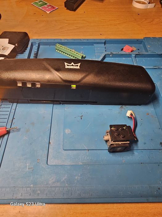 Radiobariera Dorma opti combi black BGO 815 wraz z czujnikiem Eagle On