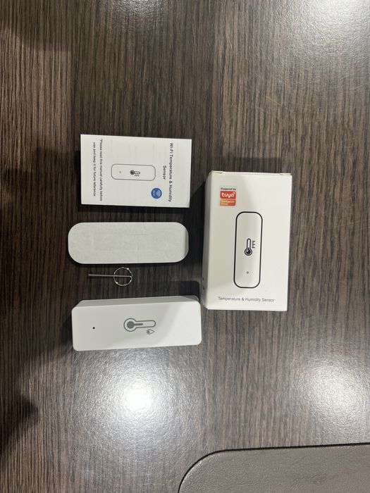 Wi-Fi датчик температури та вологості Tuya Smart
