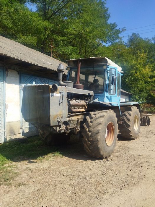 Продам 2 трактора ХТЗ