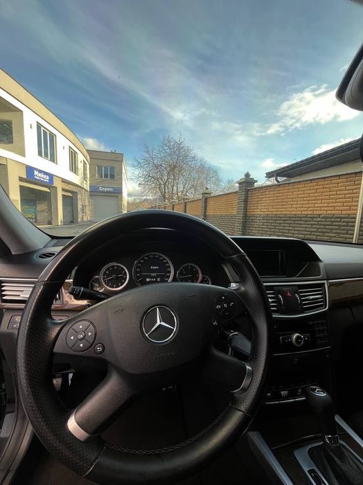 Mercedes-Benz E-Class W212