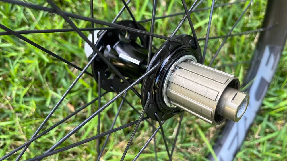 Roda/Jante traseira de bicicleta Novatec 27,5" Raceface 40 offset