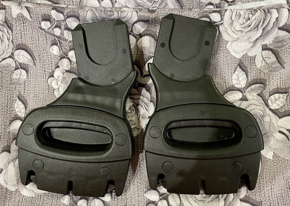 Адаптери для автокрісла