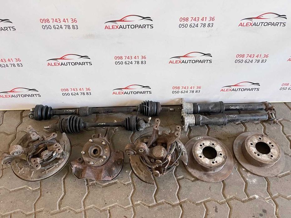 KIA Carens III  Цапфа