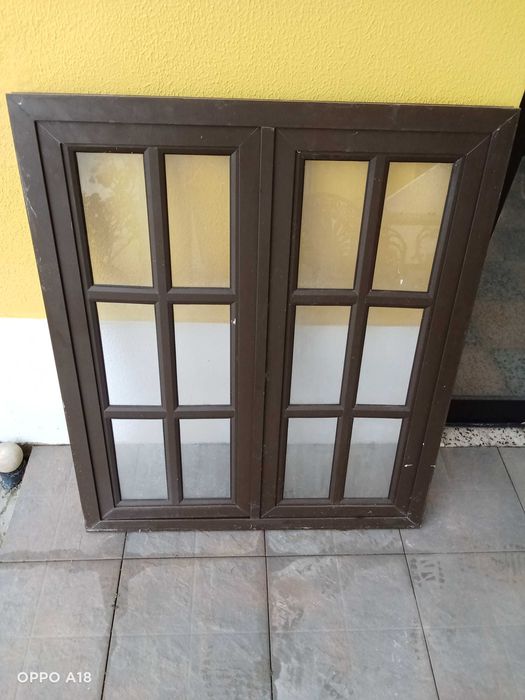 Portas  alumínio e janelas ( Ler descrição)