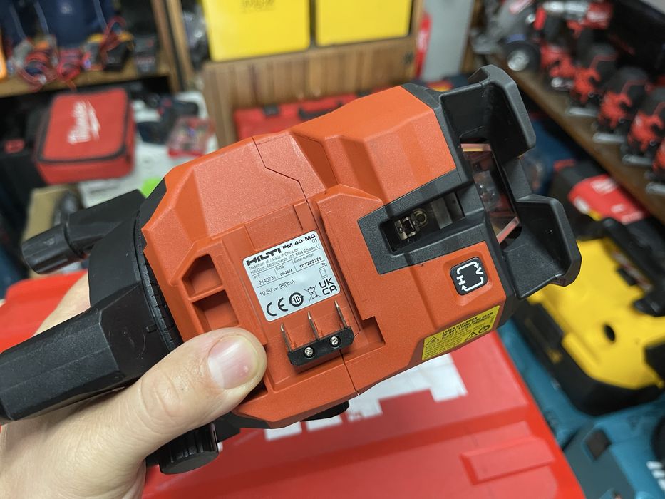 Hilti PM 40-MG / мультилінійний лазерний рівень Хілті