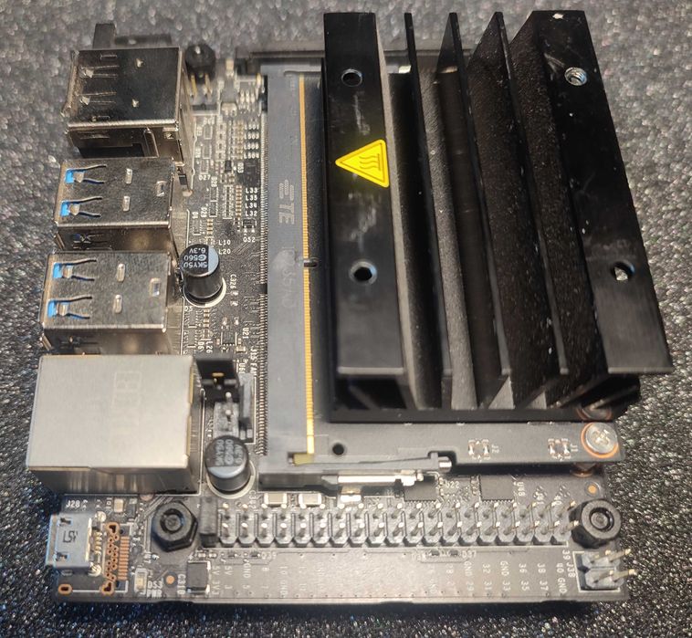 NVIDIA Jetson Nano Developer Kit P3450: 8 000 грн. - Комплектующие