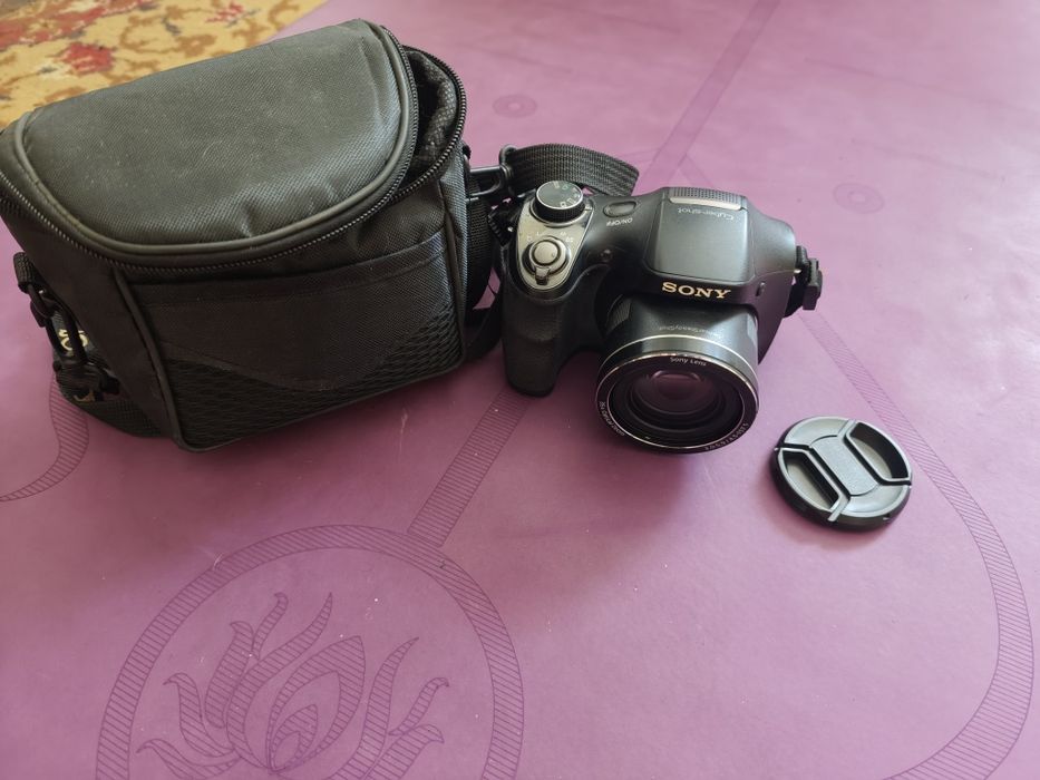 Фотоапарат Sony Cyber-shot DSC-H300 + чохол + карта пам'яті