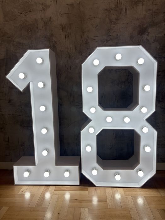 Cyfra led „18”!!