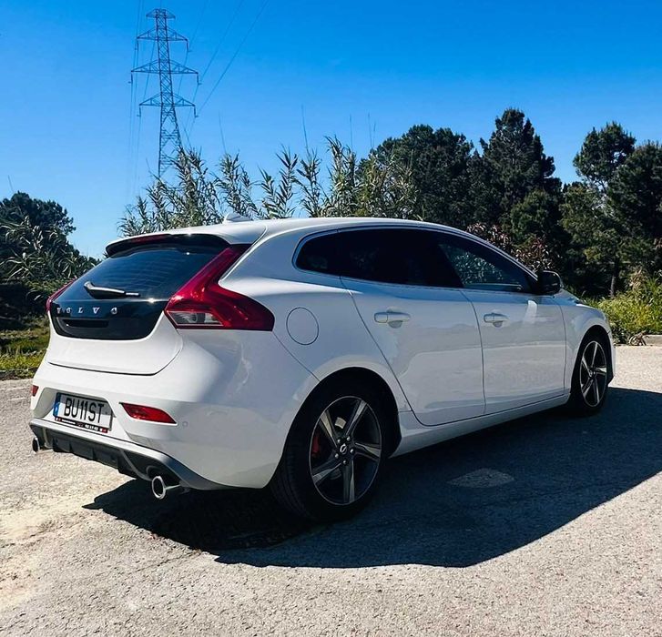 Volvo V40 R-Design D2
