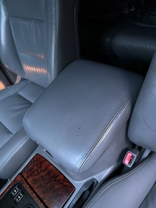 Toyota Land Cruiser 100 4.7 V8