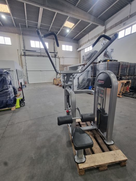 Star Trac Lat Pull-Down Machine491932125276426244