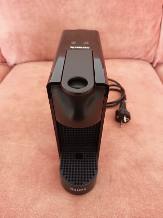 Máquina de Café Nespresso Krups Essenza Mini

Ofere
