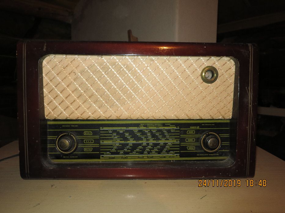 Sprzedam zabytkowe radioodbiorniki