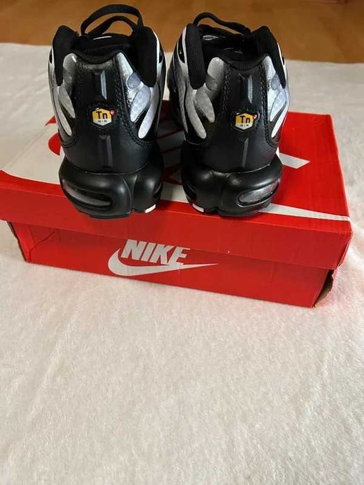 Nike Air Max TN Czarny R.41