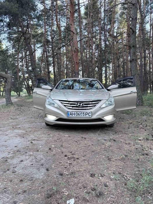 Hyundai Sonata 2010 VIN KMHEC41BABA130637 фото оголошення 12 з 18