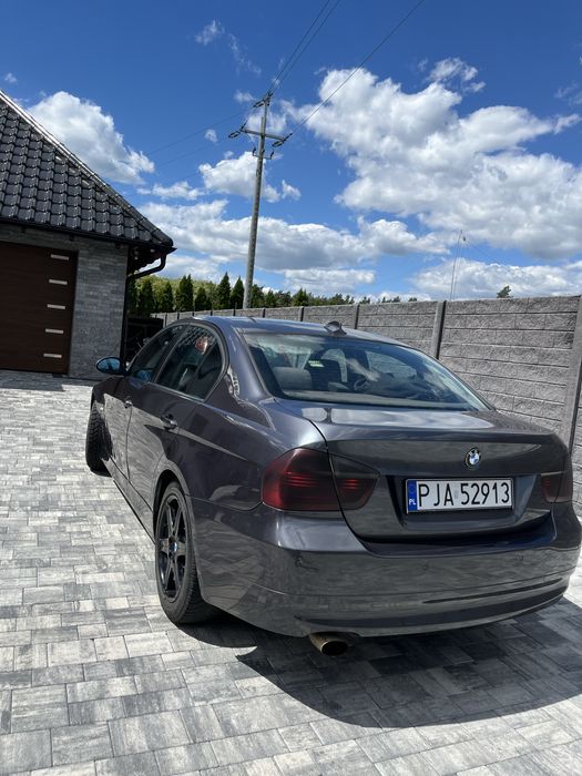 Bmw E90 Benzyna 2005 r