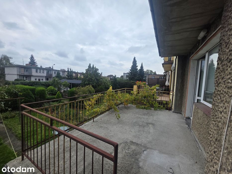 6 pok/garaż/taras/balkon/dwa wjazdy/ogród/meble w cenie