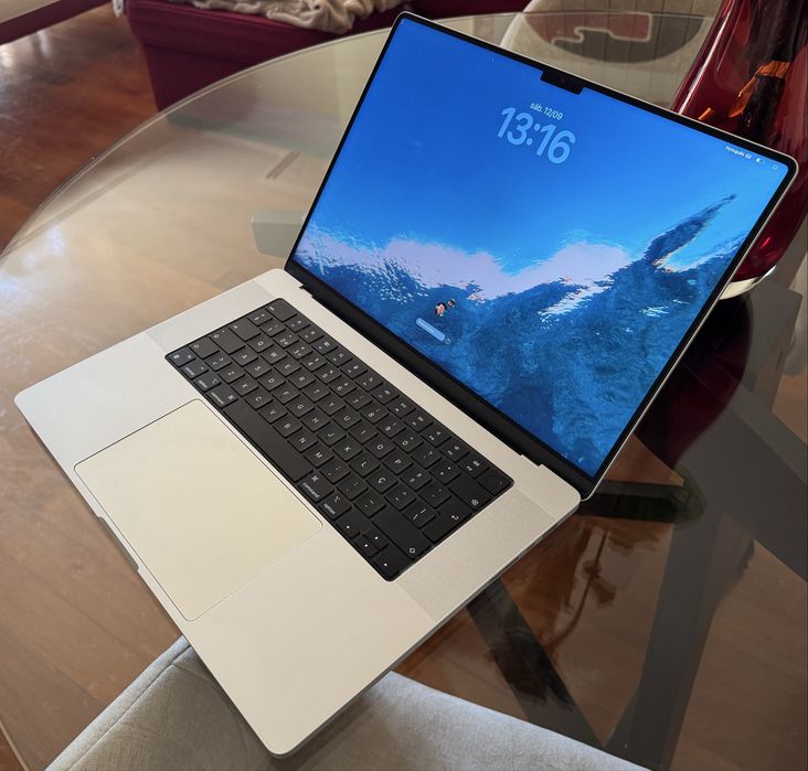 MacBook Pro 16” M2 Pro com 1 TB SSD