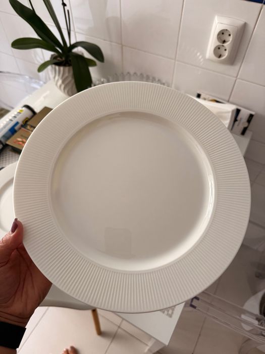 Pratos branco ofantilig ikea