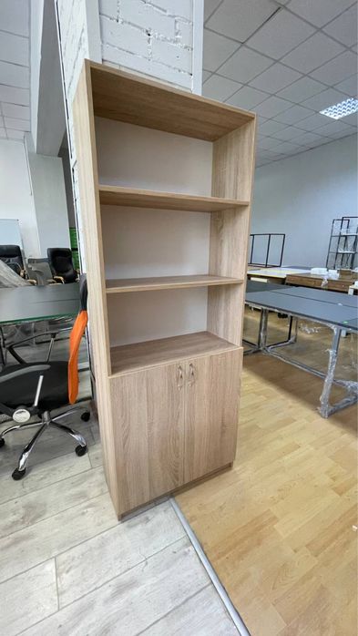 Ліквідація офісних меблів Шафи Столи Стільці Кримла тумби Полички