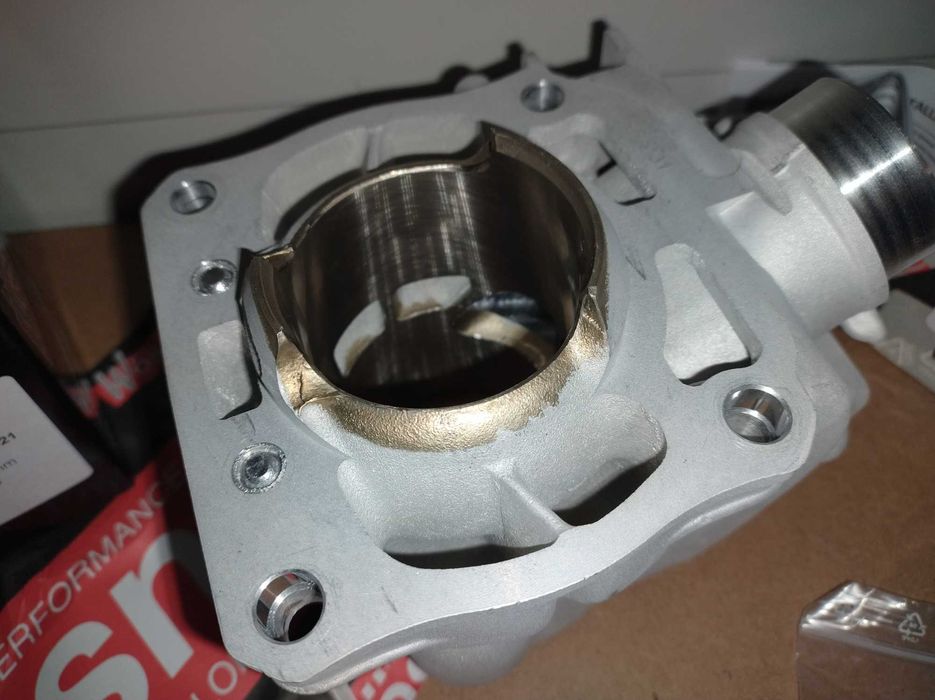 Yamaha YZ 125 cylinder zestaw rok 05-22