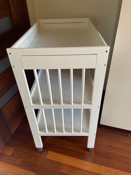 Przewijak ikea dla niemowlaków