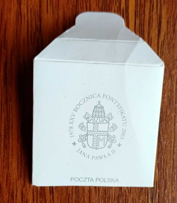 Znaczek srebrny z Papieżem Jan Paweł II