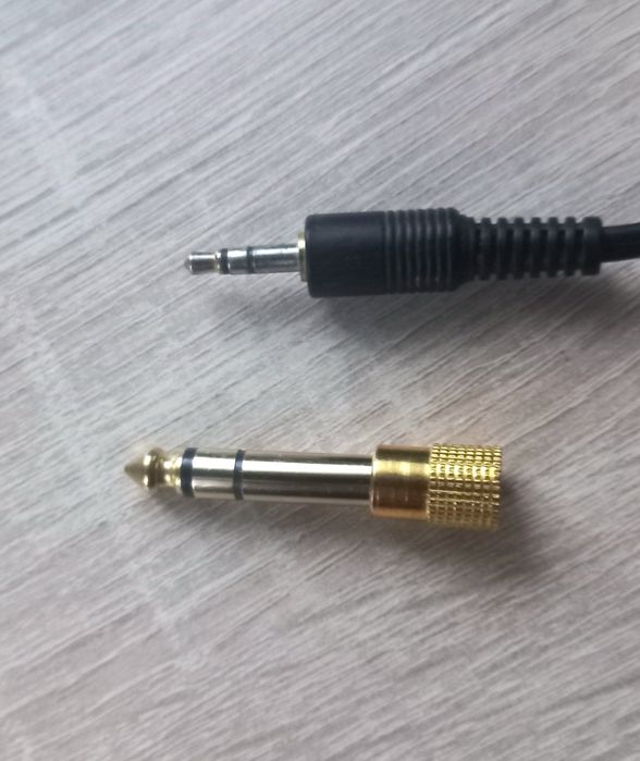 Переходник KOSS для наушников. Джек 6.3 на джек 3.5 мм.