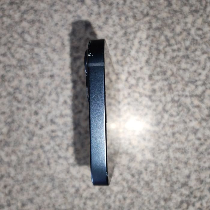 iPhone 13 Midnight