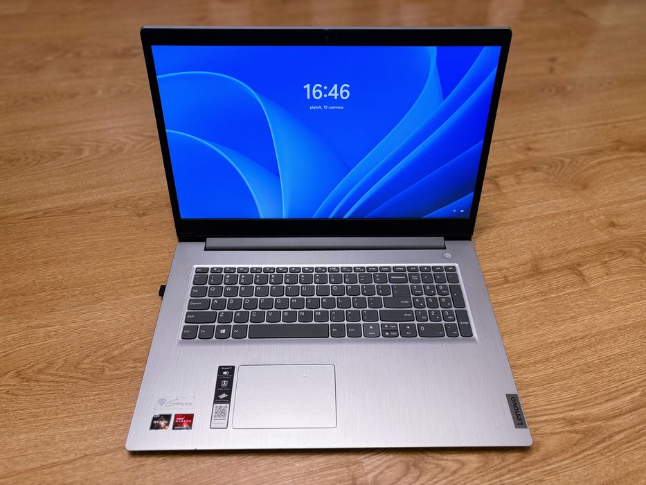 Laptop Lenovo IdeaPad 3 17” | Ryzen 3 | 8GB RAM | SSD 512GB | Windows 11