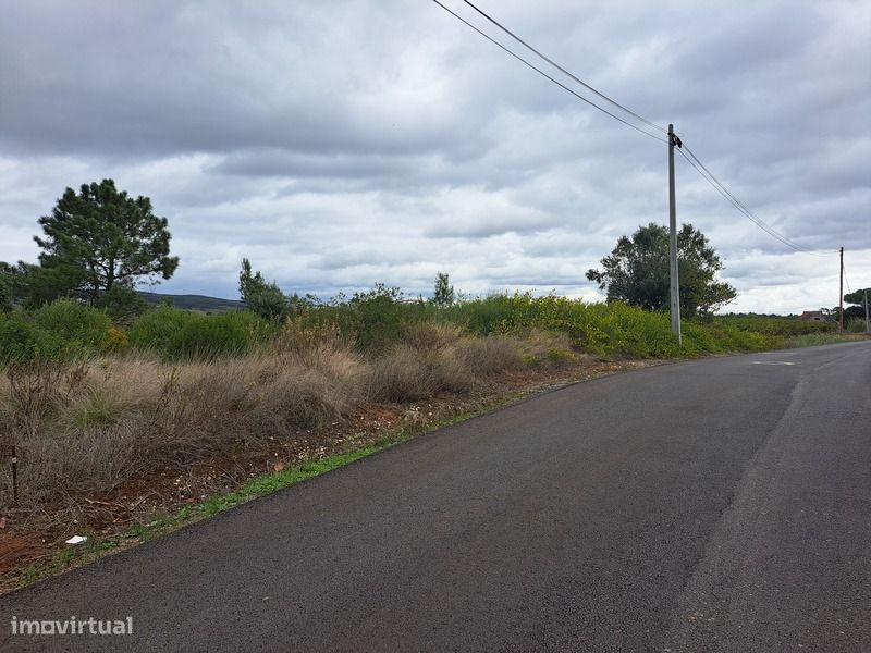 Terreno Exclusivo Na Zibreira – A Sua Casa De Sonho Começa Aqui!