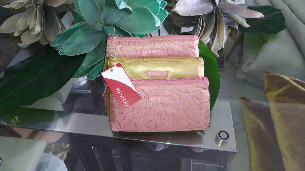 Conjunto 3 bolsas REVLON novas