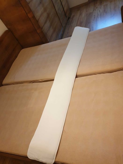 Łącznik do materaców/klin do materaców JYSK