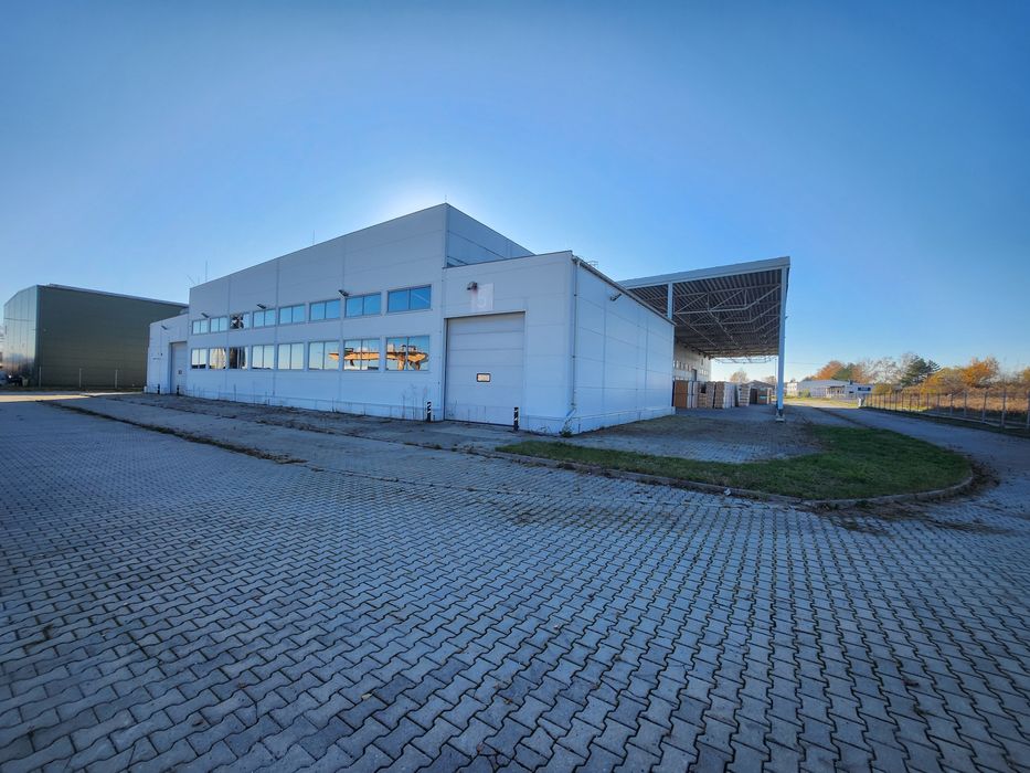 Wynajmę hale produkcyjną/magazynową o powierzchni 2428m2