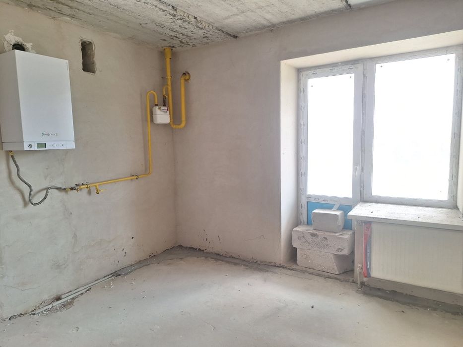 1-кімнатна 52 м з індивід ГАЗ  опаленням на вул. НОВА 31-Б в Борисполі