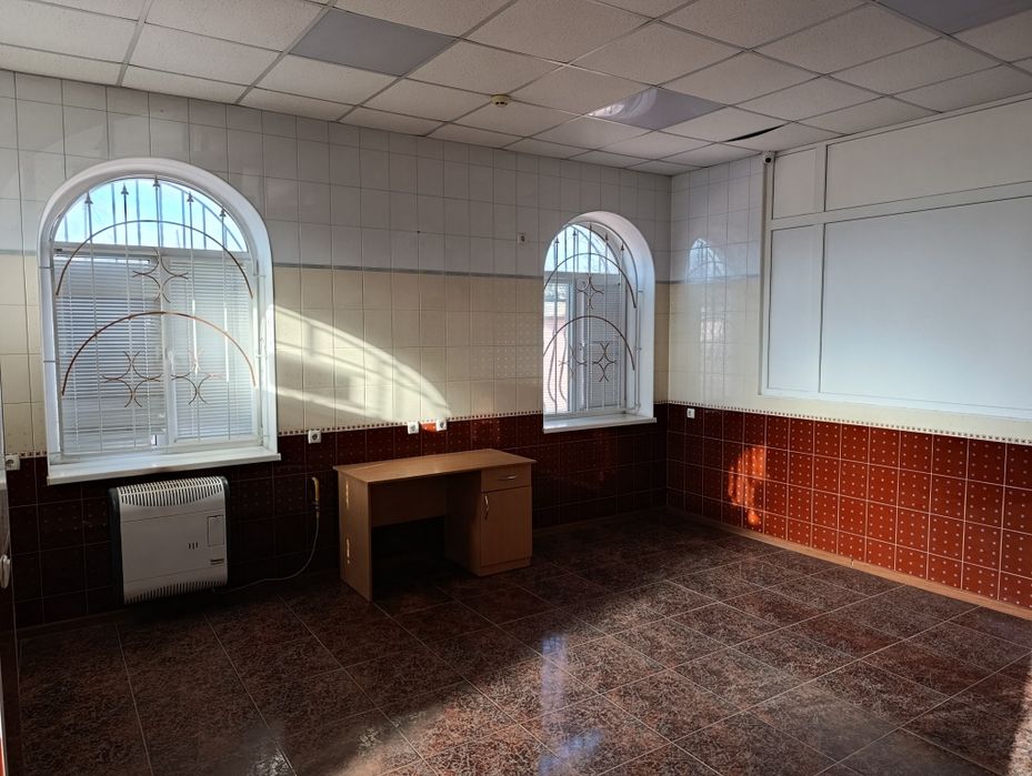 Продам нерухомість