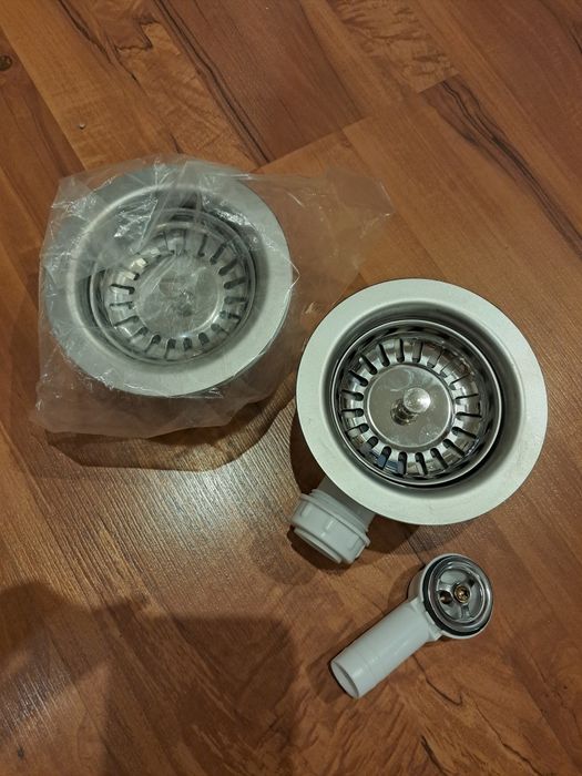 Сливная фурнитура  для двойной  мойки