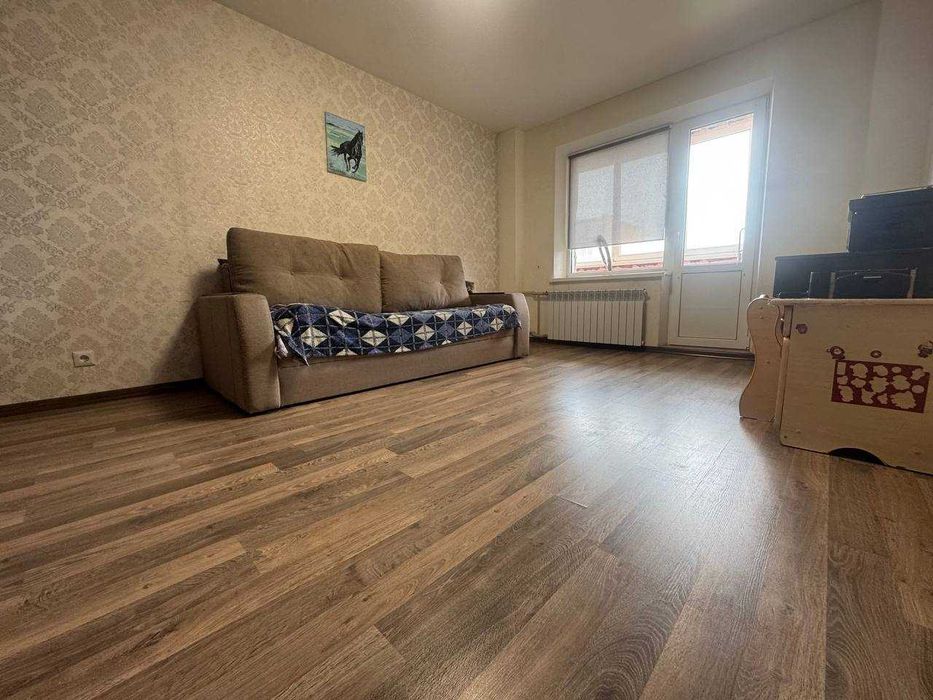 Придаж трикімнатної квартири 78 м., метро Теремки, Магелан