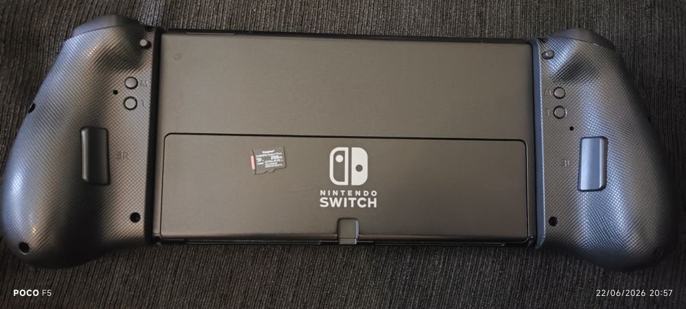 Switch oled DESBLOQUEADA 256g