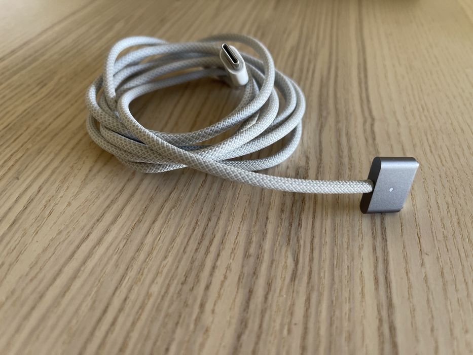 Cabos Usb-c e Magsafe 3 para MacBook Pro Air