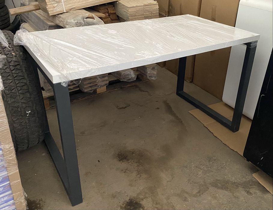 Кухонний гарнітур. Довжина 2.25 м. Верхня та нижня секціі.